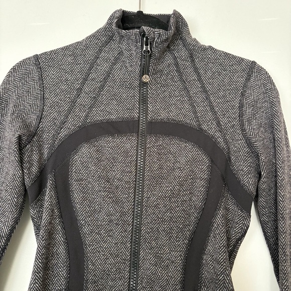 Lululemon Define Jacket - Picture 7 of 11